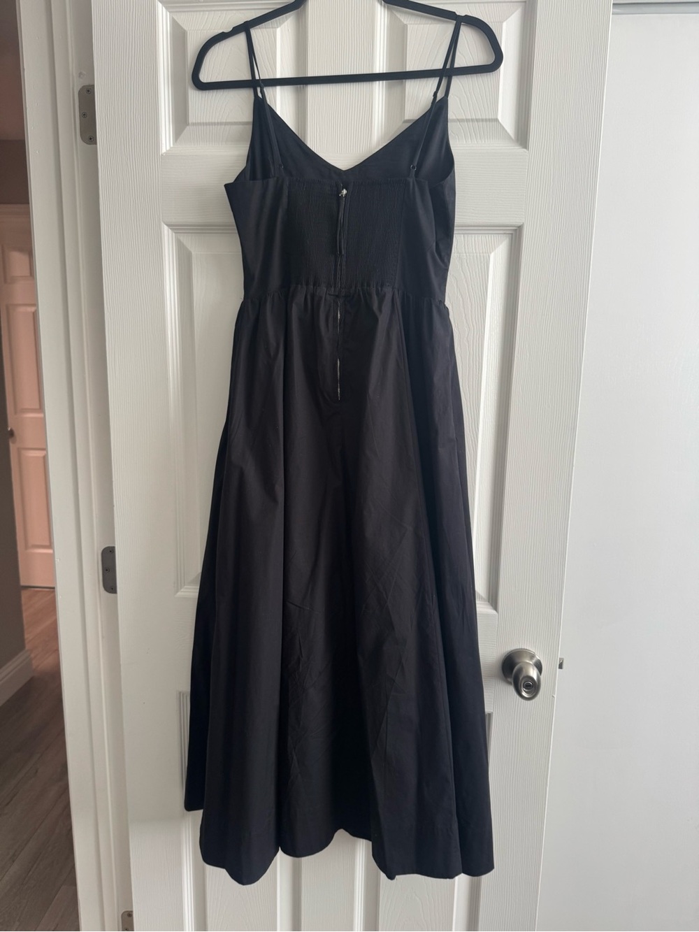 Aritzia Technique Poplin Dress - Picture 4 of 5